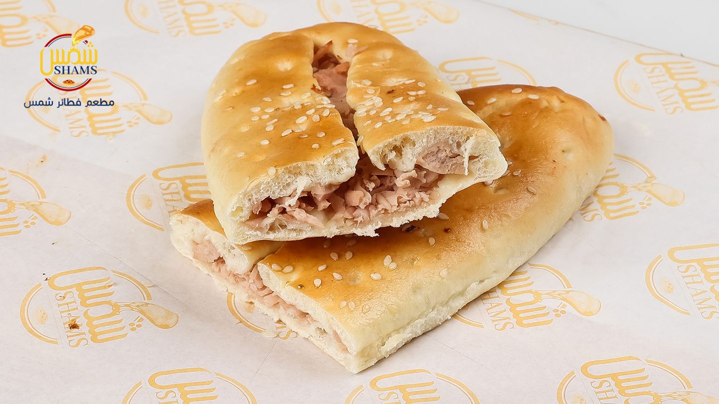 نقانق و كاتشب مع مايونيز
