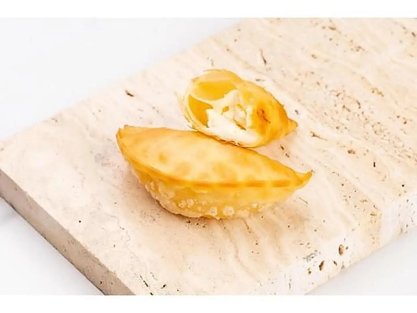 بف جبنة بيضاء