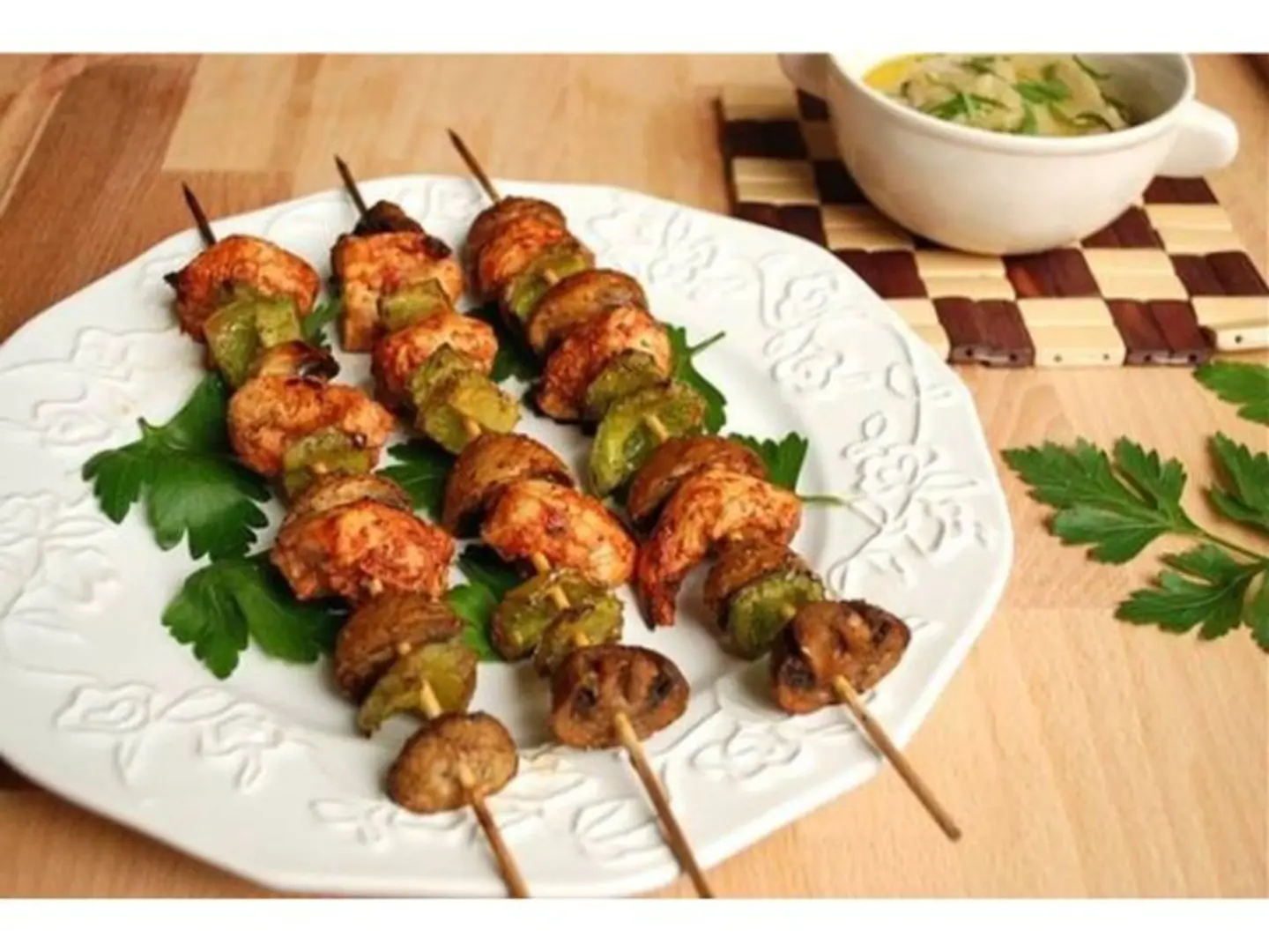 ربع كغ طاووق