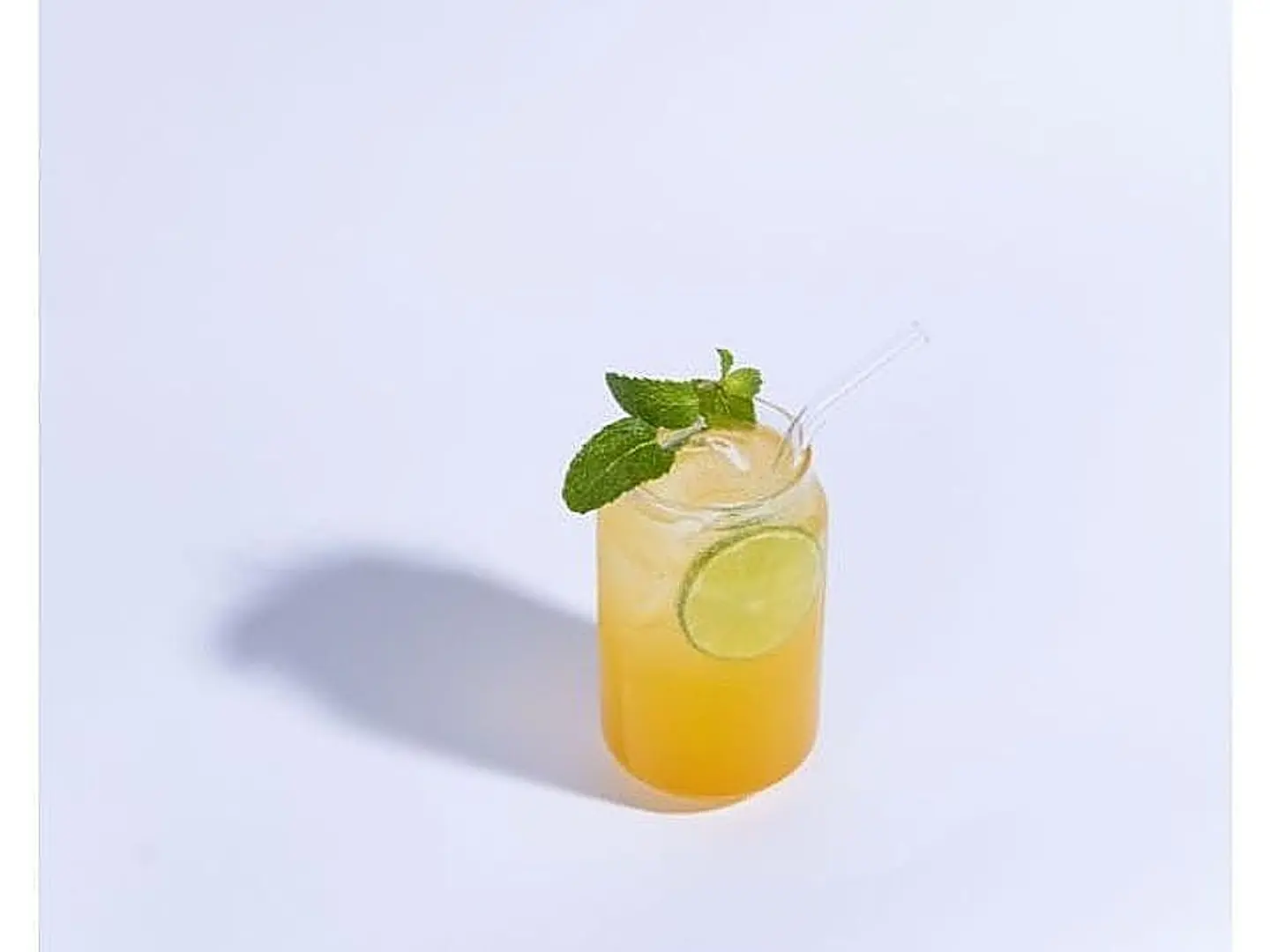 Mojito With Passion Fruit And Iced Peach