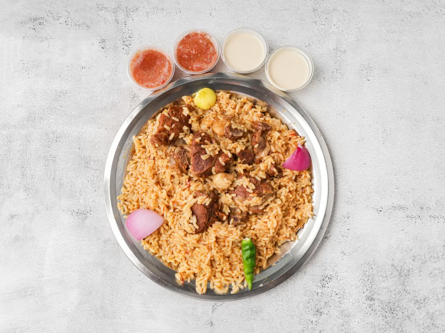 نفر مضغوط حاشي احمر