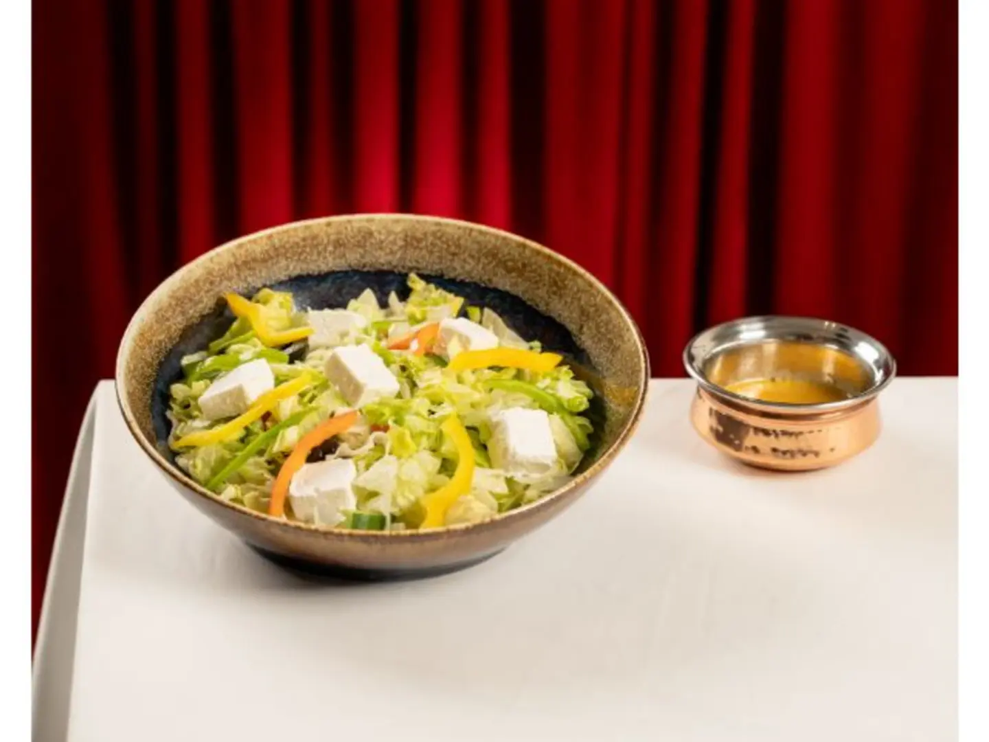 سلطة يونانية