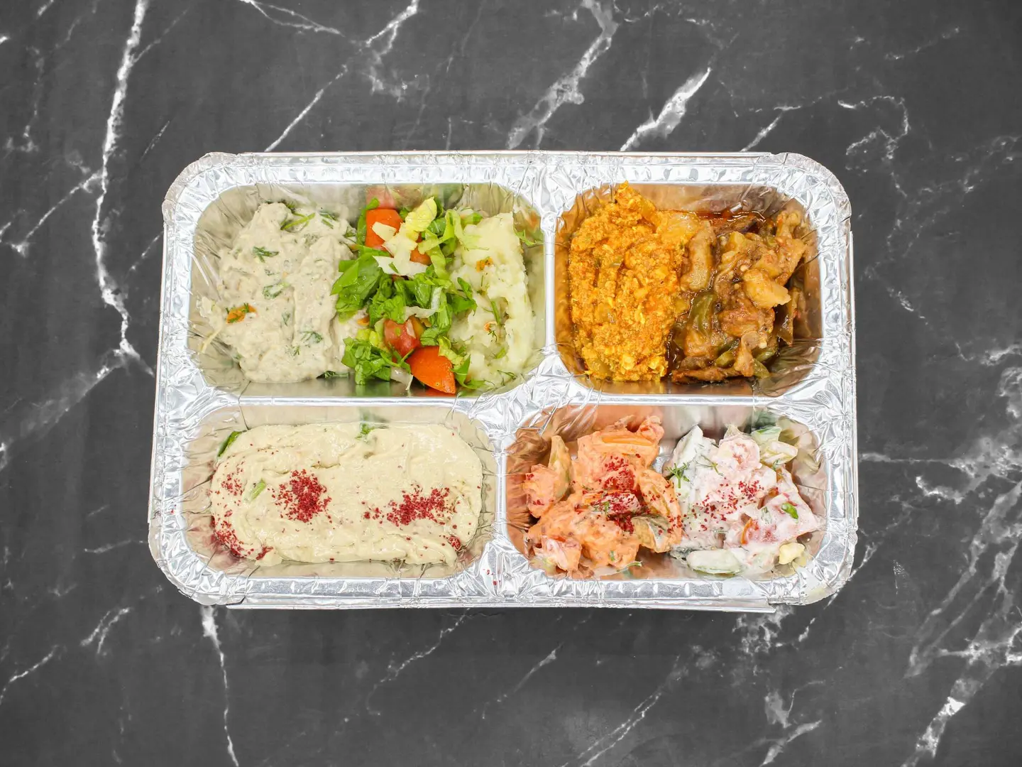 صحن مقبلات مشكل