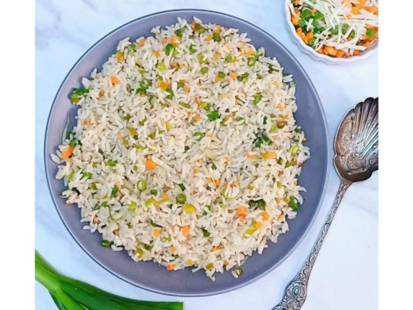 أرز مقلي بالخضار