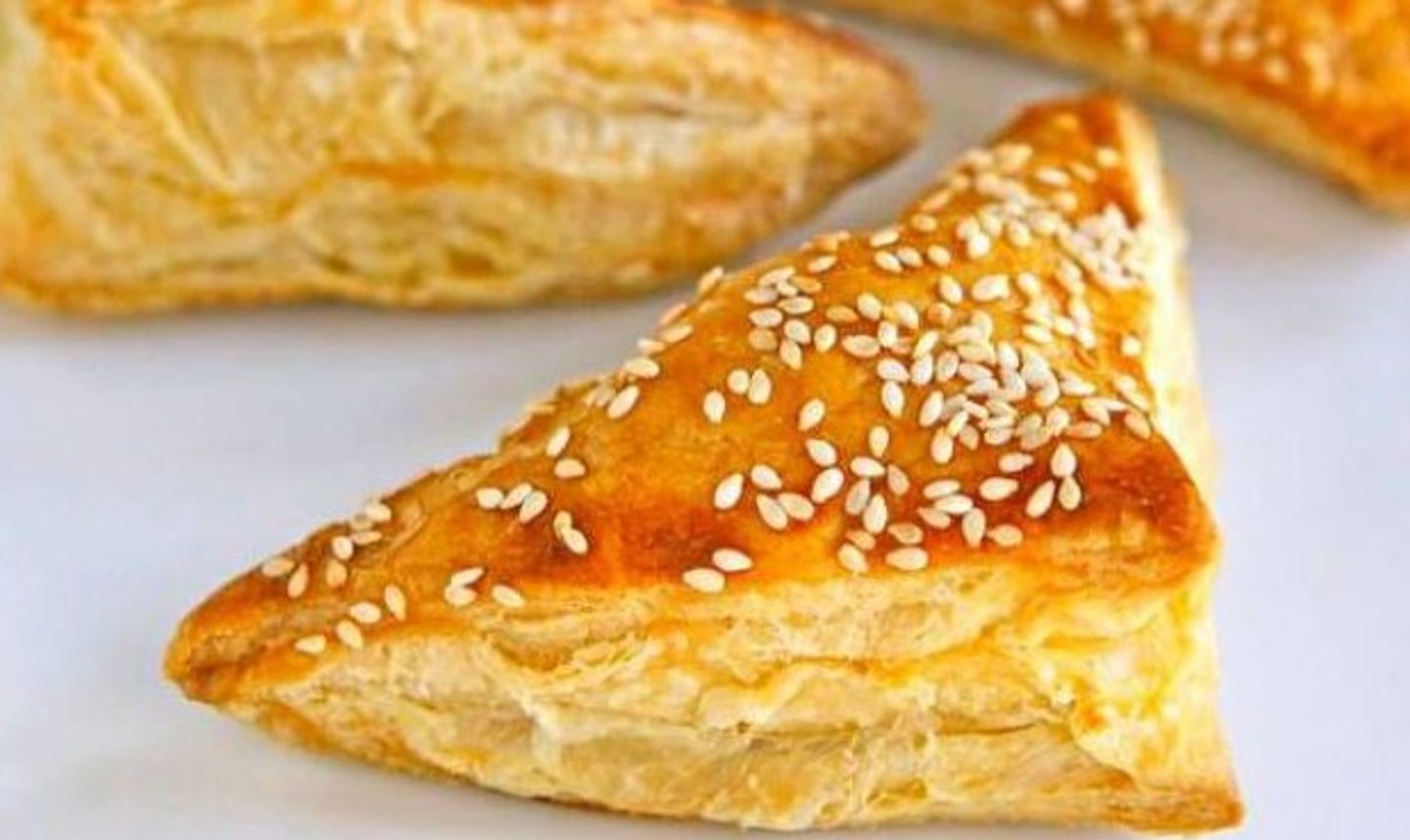 جبنة صفراء