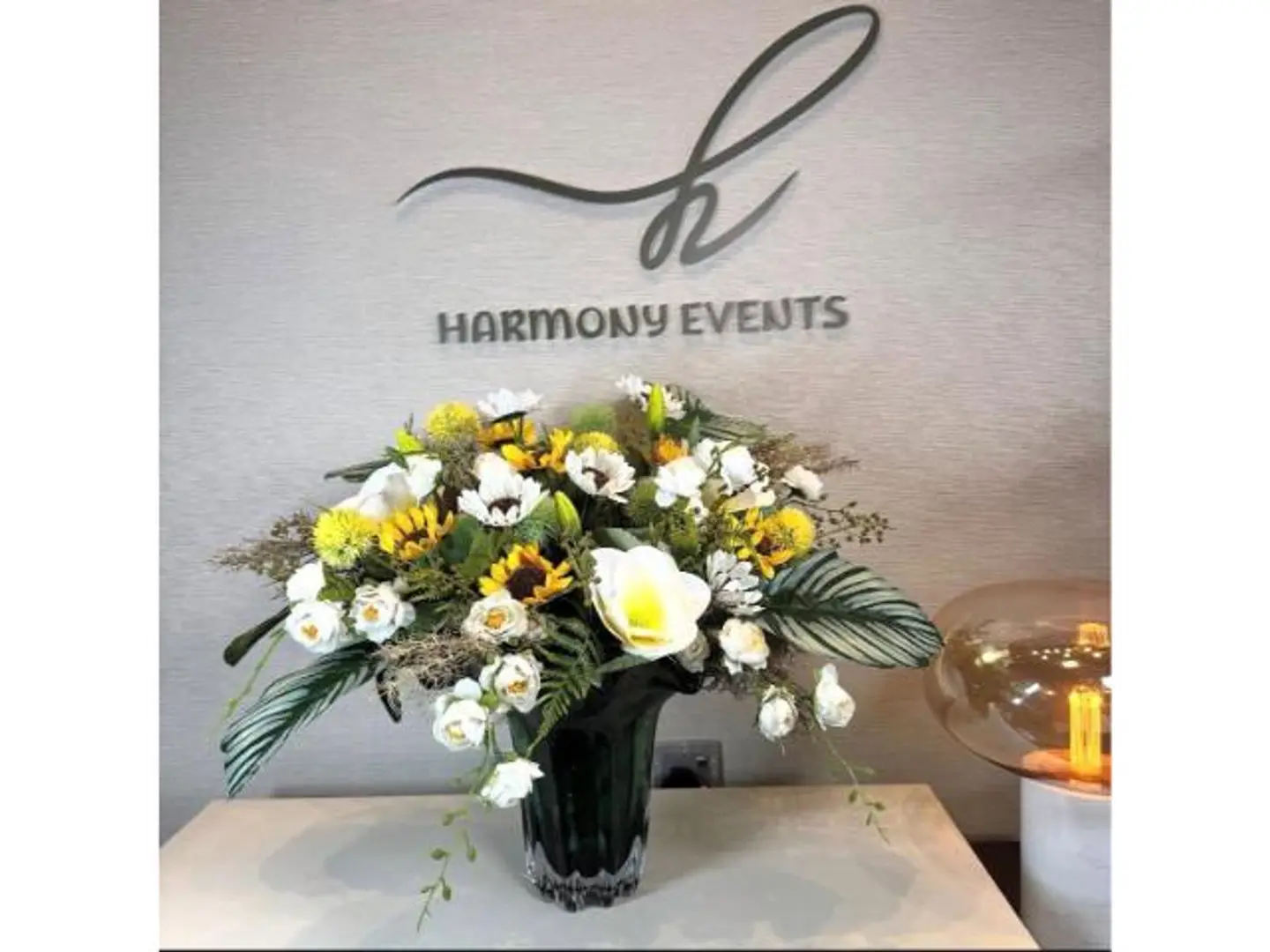 Summer Artificial Rose Vase