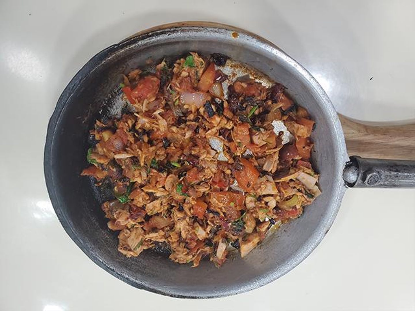 تونة عادي