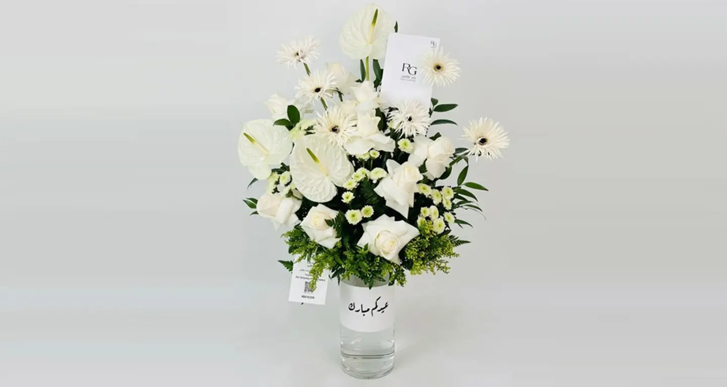 فازة ورد رقم.١٨٧٧٥