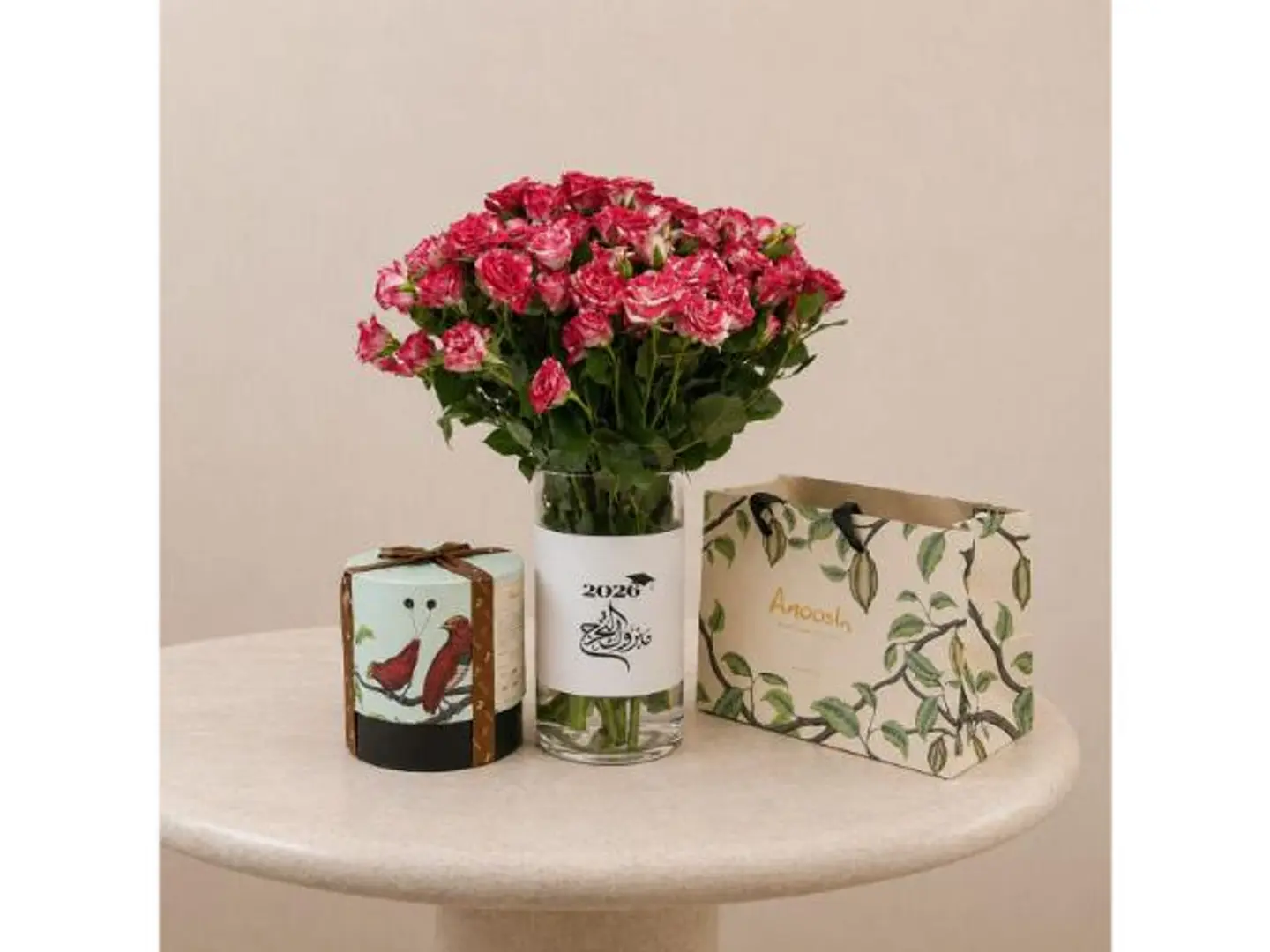 Graduation Vase With Anoush