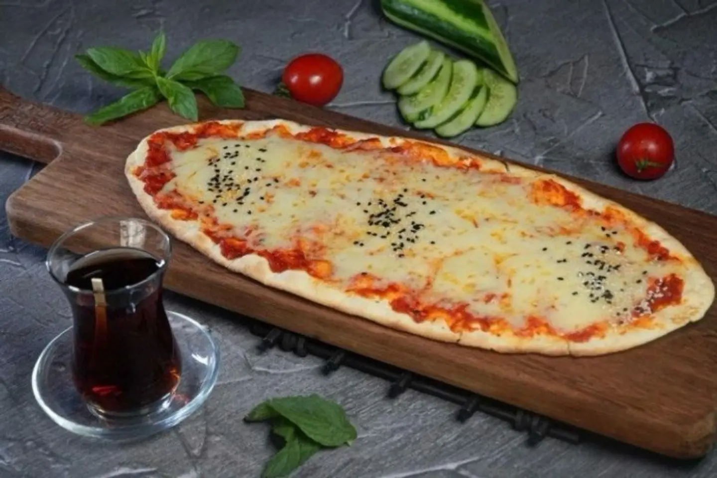 محمره بالجبن