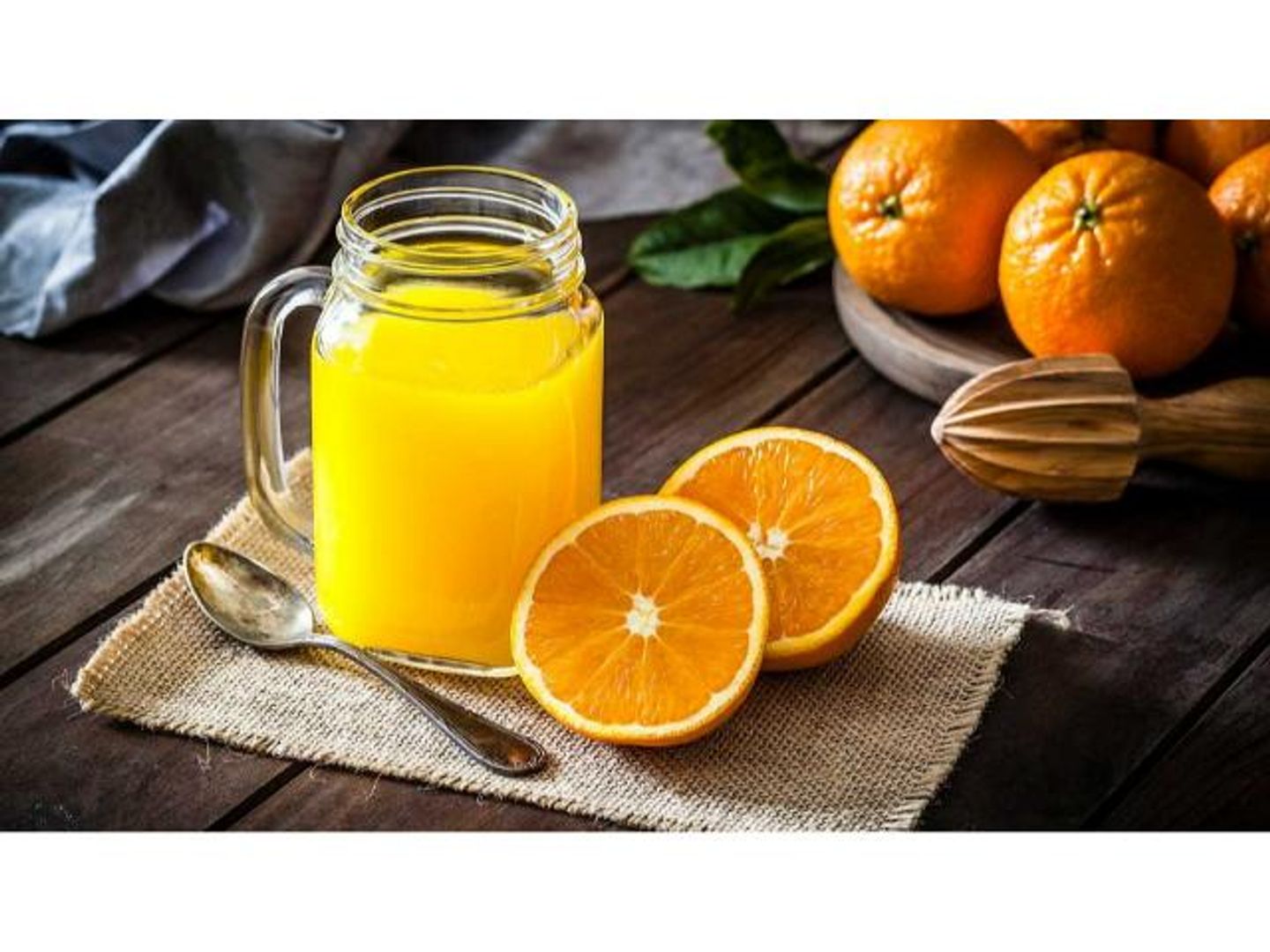 عصير برتقال خلاط