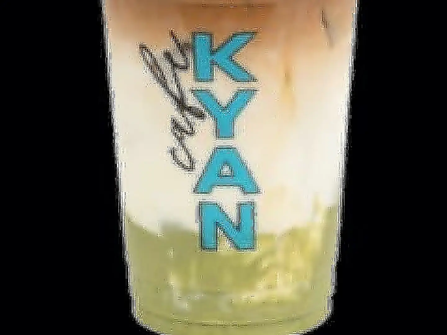 ايس بستاشيو لاتيه