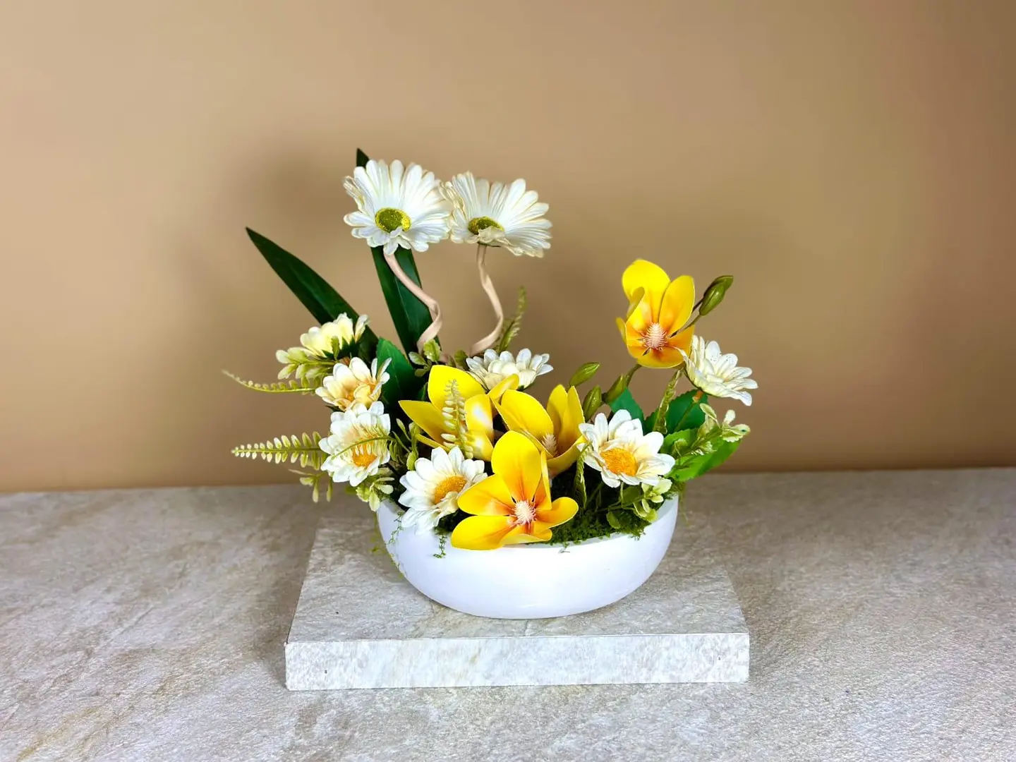 Calm Glow Decor