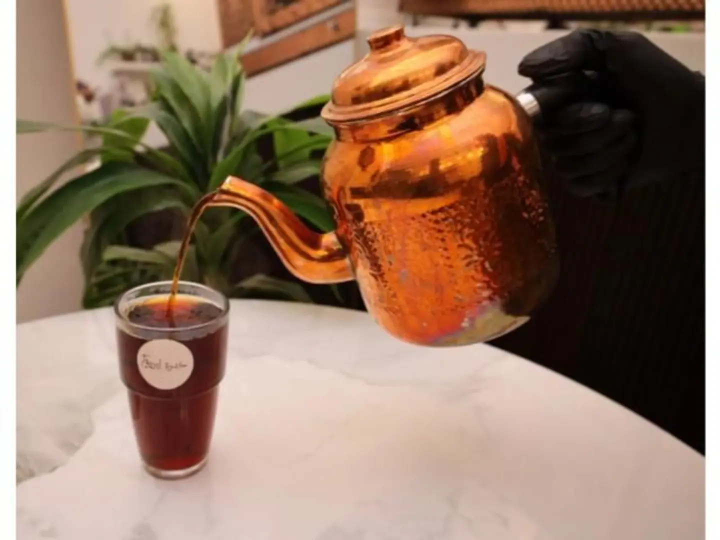 كوب زجاج شاهي بخار