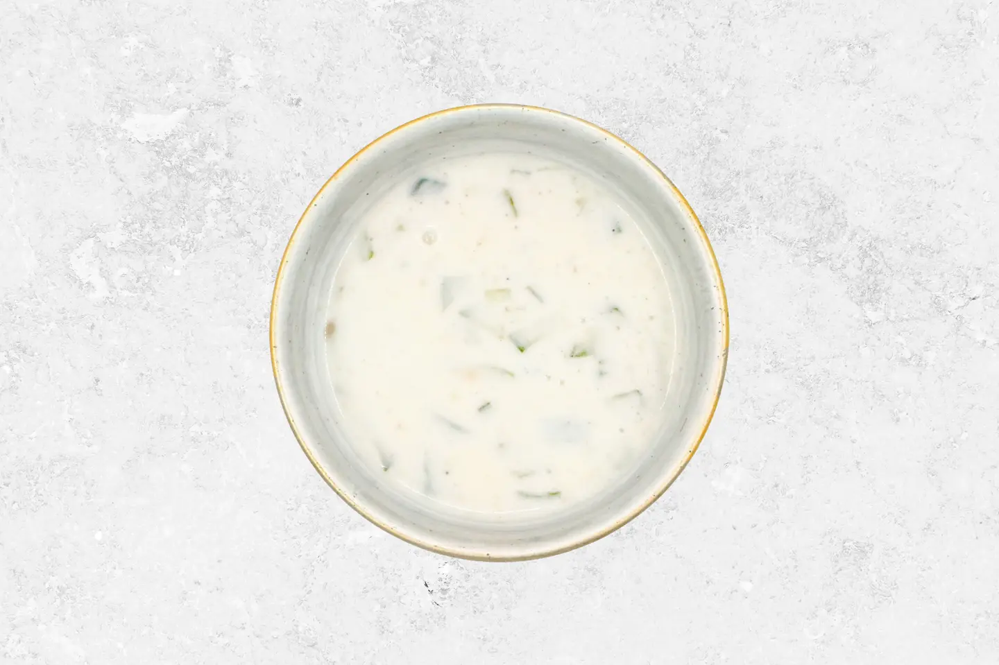 سلطة خيار زبادي