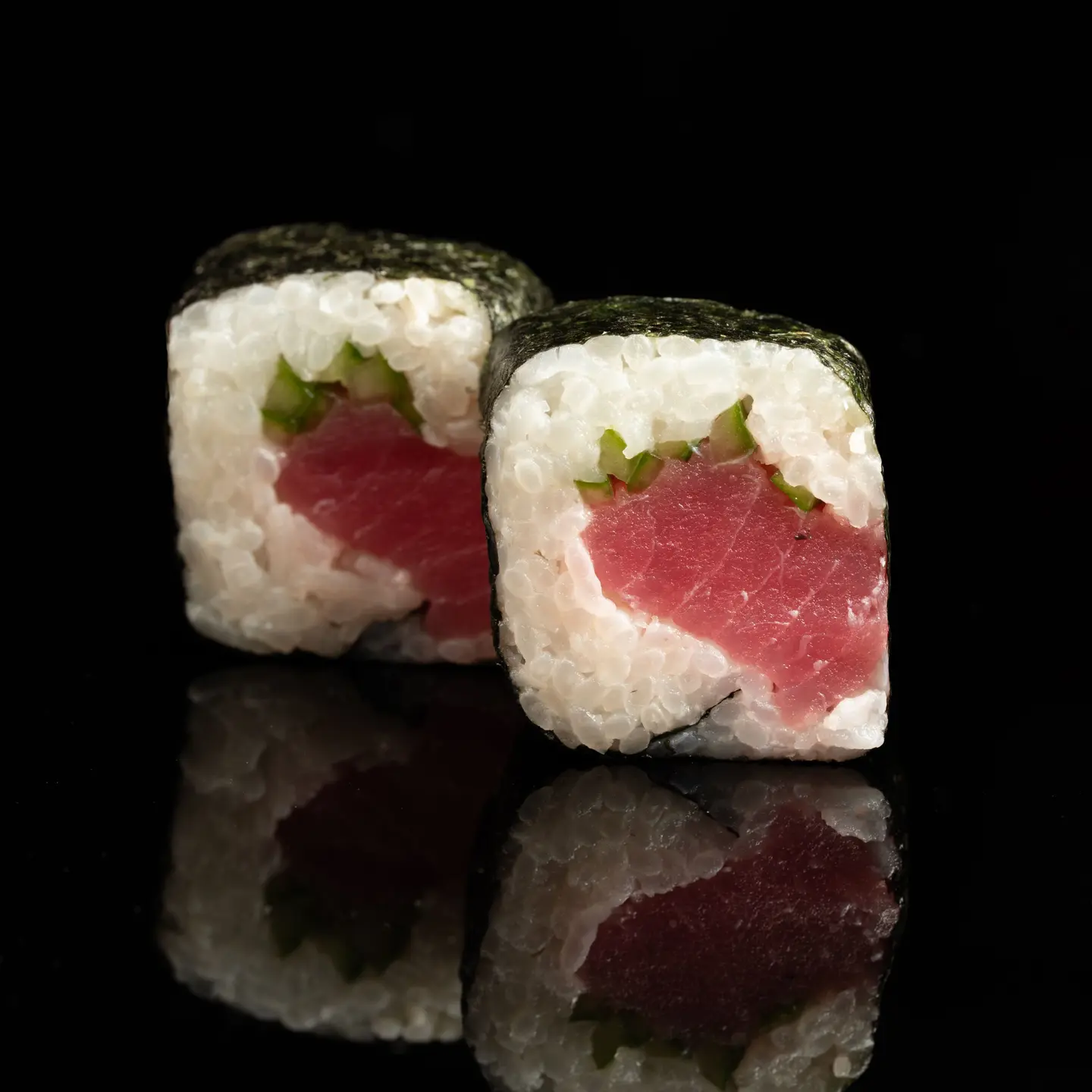 سوشي ماكي رول تونة 4 حبات