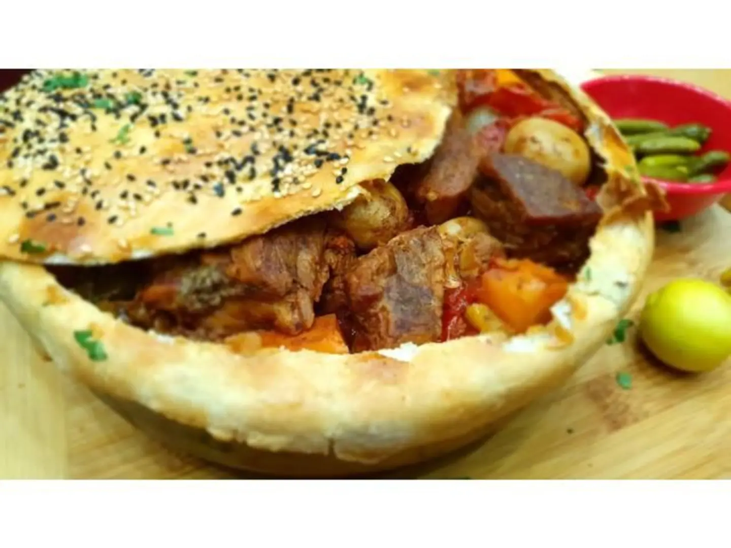 Haysiya Meat With Thin Bread