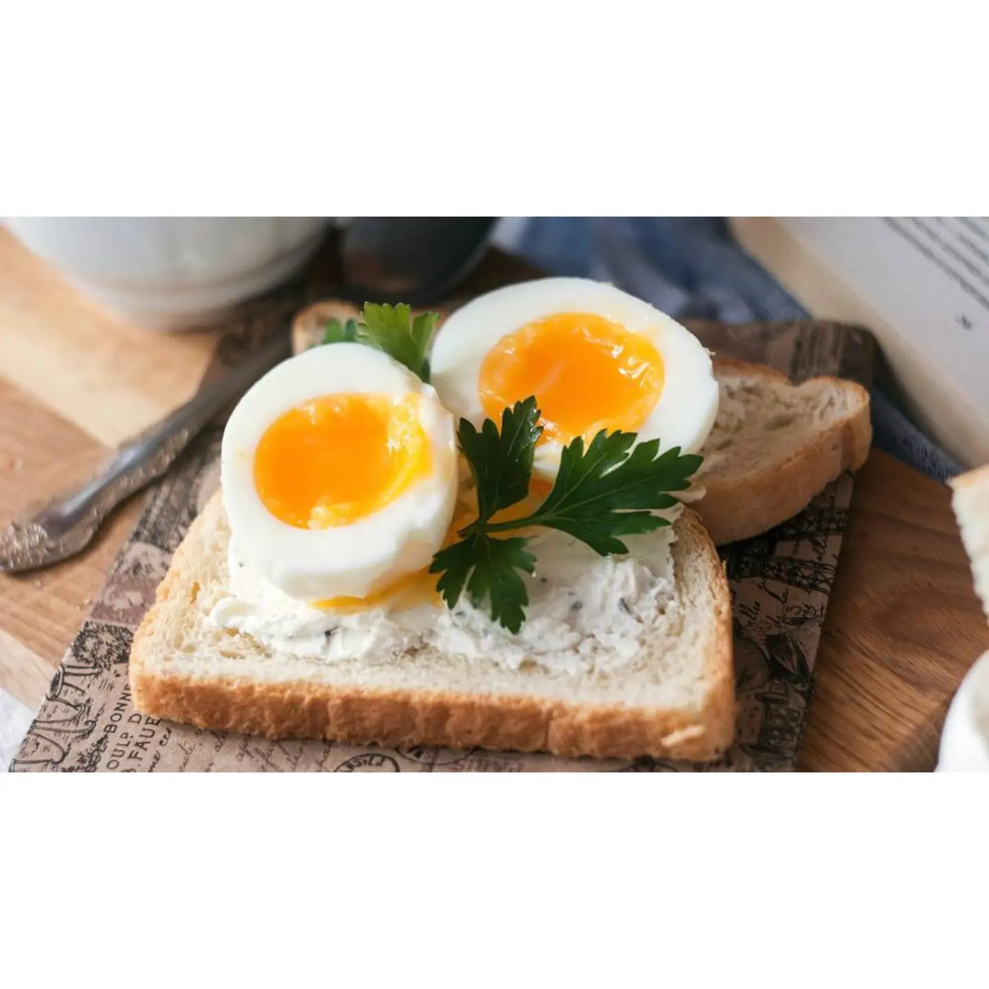 سندوتش مسلوق بالجبن