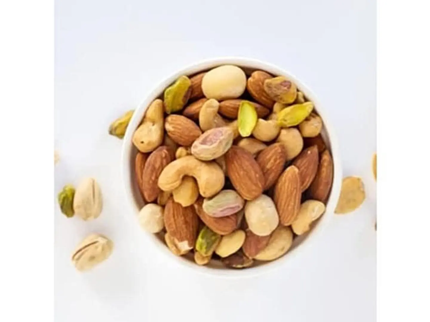 مكسرات مملحة