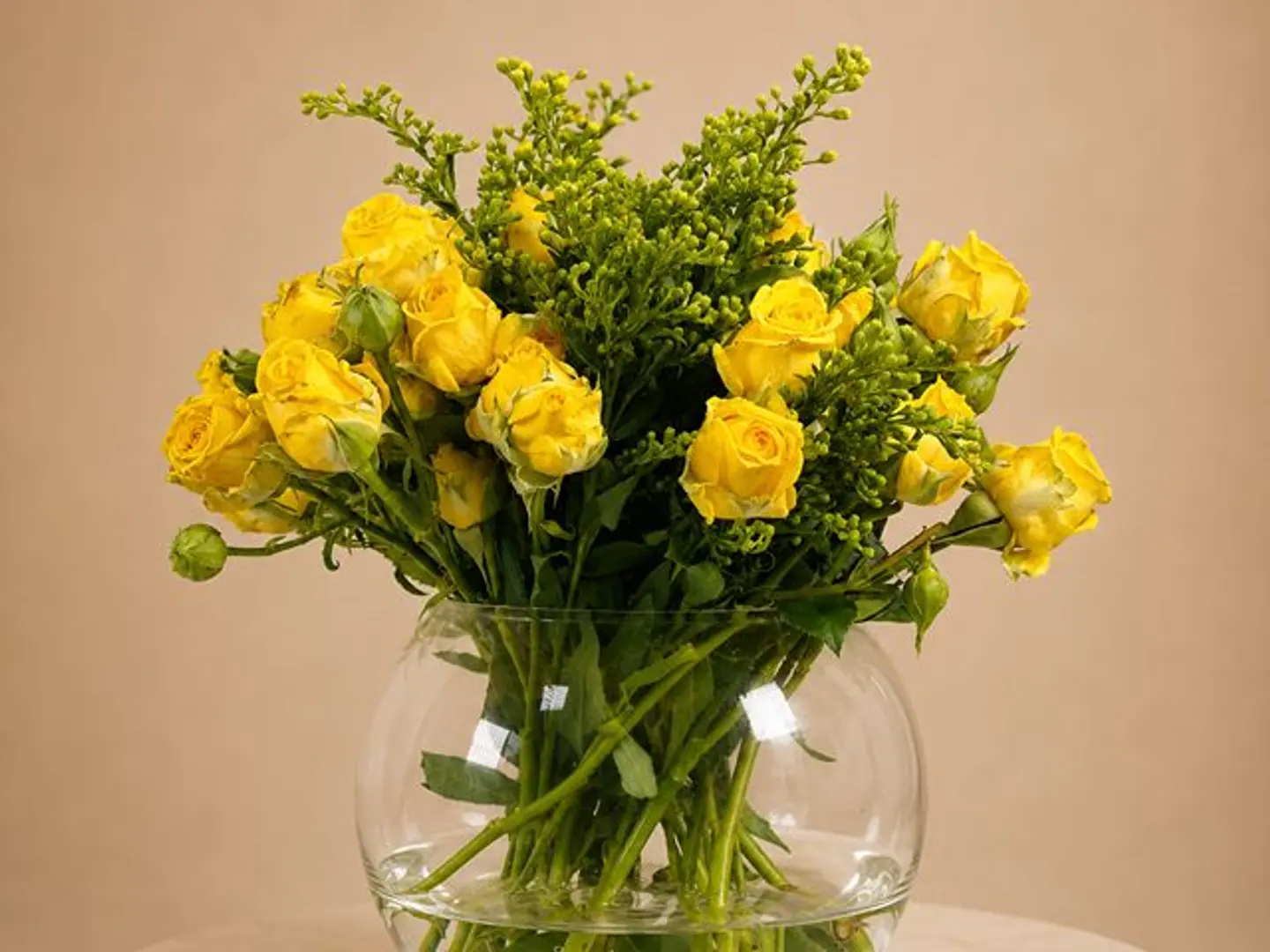 Baby Rose And Solidago Tender Vase