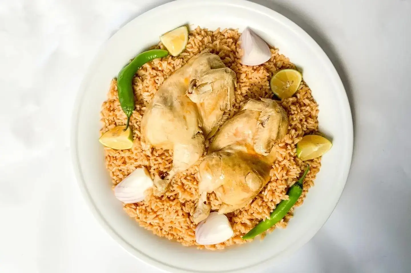 دجاج مسلوق مع الرز