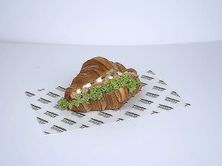 كرواسون تونة ساندويتش