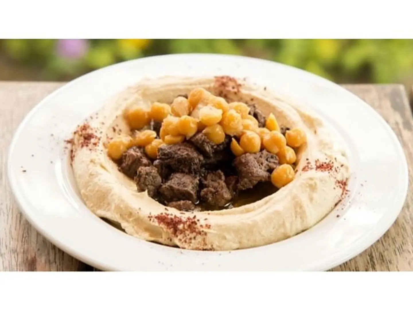 Hummus With Meat