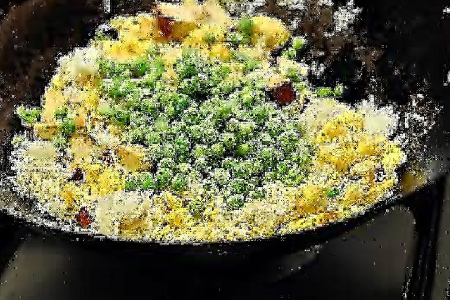 Peas With Eggs