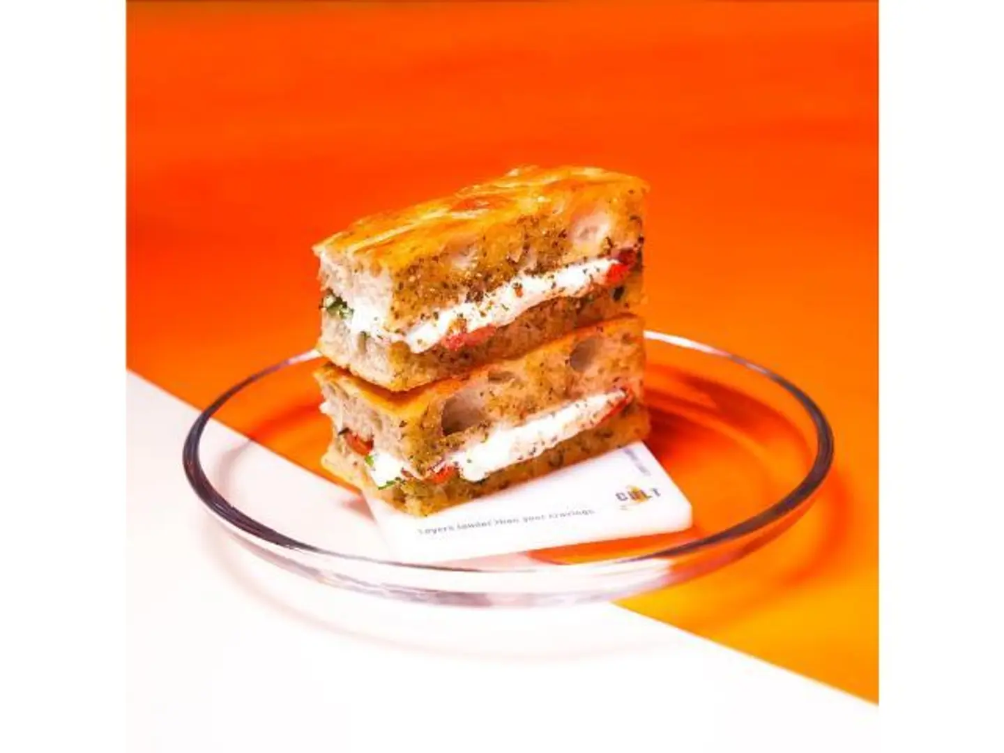 ساندوتش جبنة البوراتا