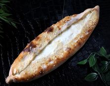فطيره لبنة بالعسل