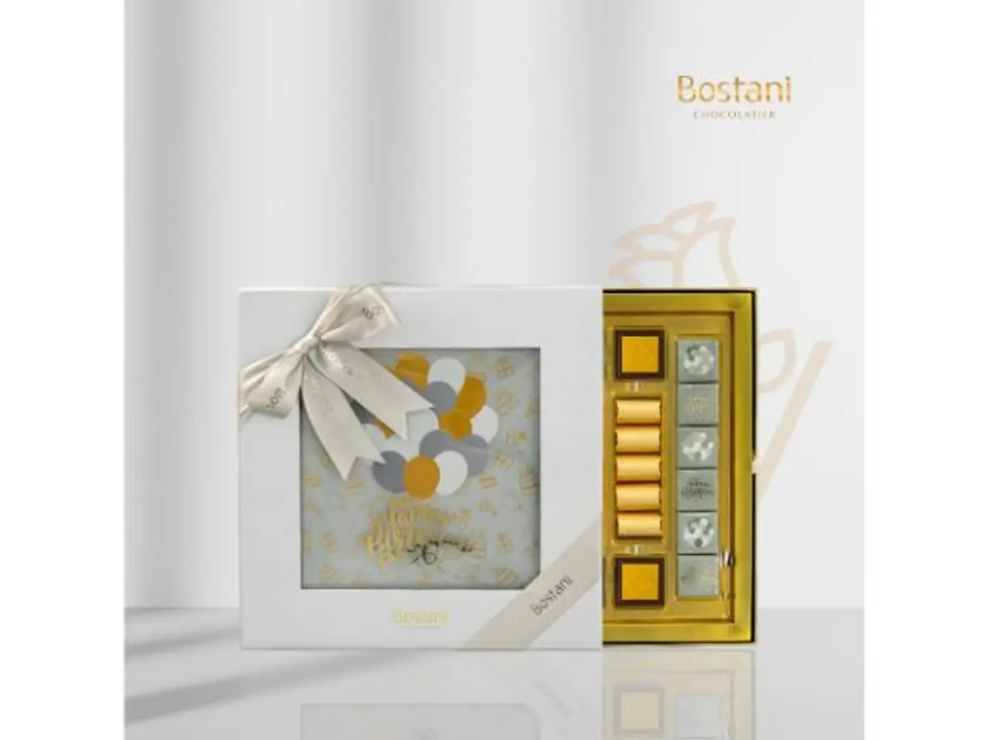 علبة شوكولاته عيد ميلاد سعيد 66 قطعة