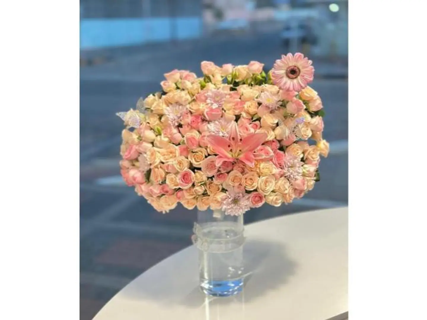 فازة شفافه ورد طبيعي