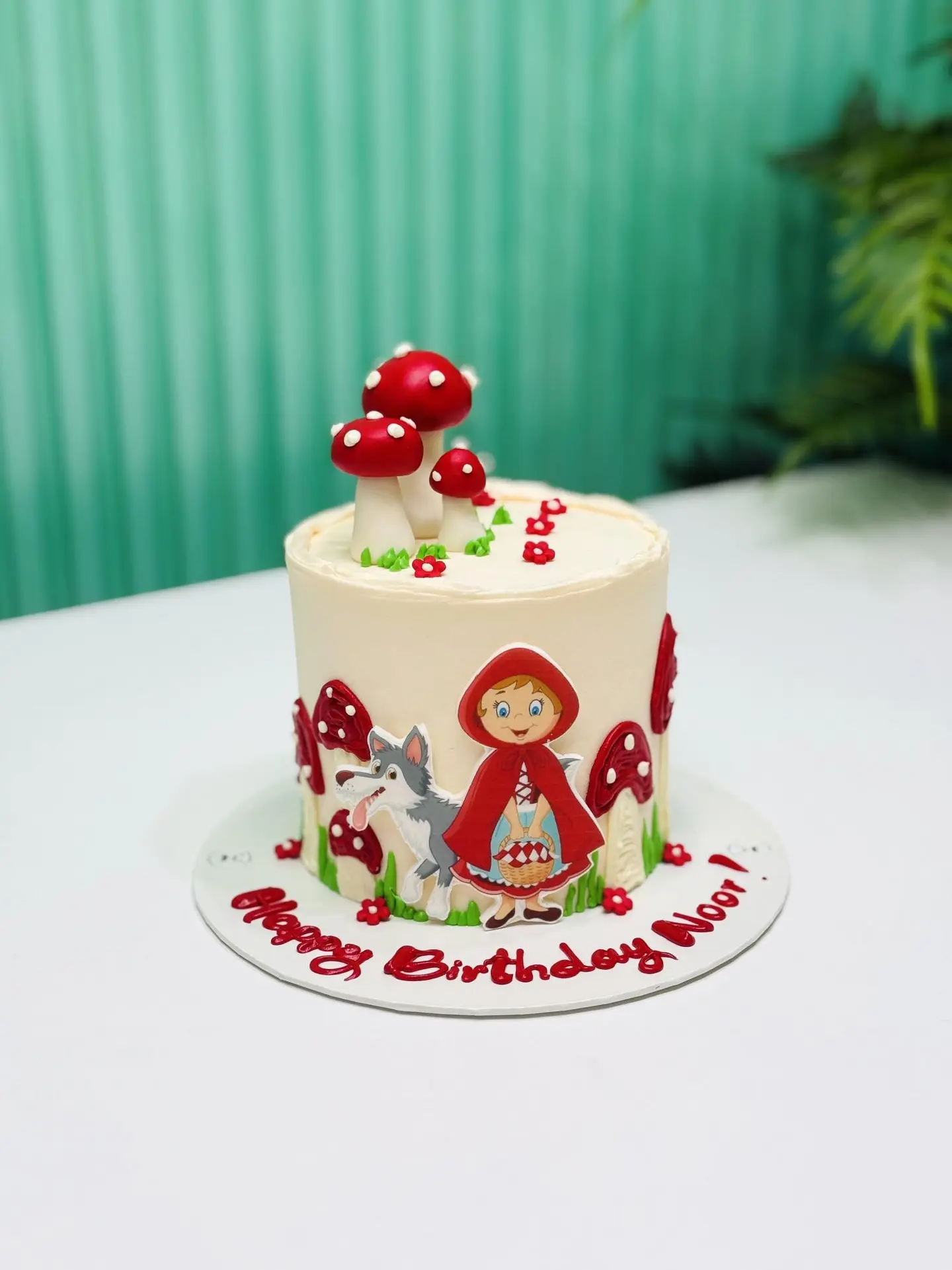 Little Red Hood Cake