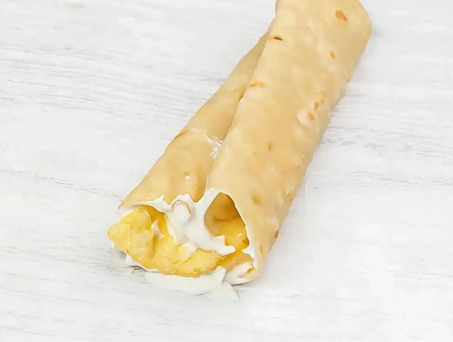 شباتي خبز على الصاج بيض مقلي جبن