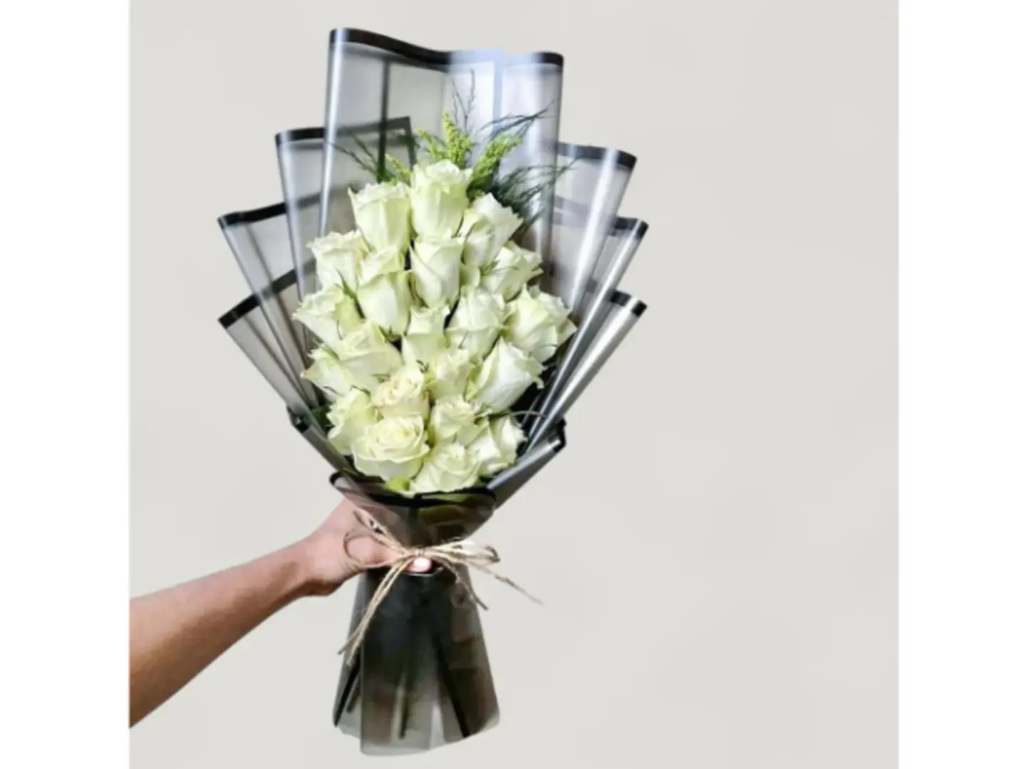 باقة الورد الابيض المدرج