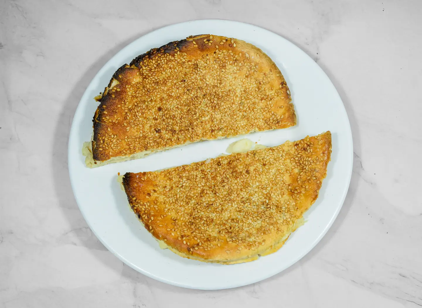 كعكة بالجبن العكاوي