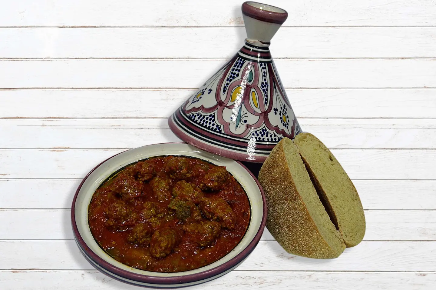 طاجن كفتة بالبيض على الطريقة المغربية