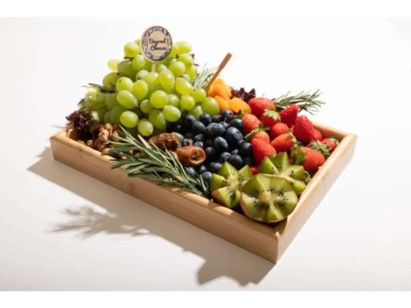 Fruit Platter For 3 4 People.