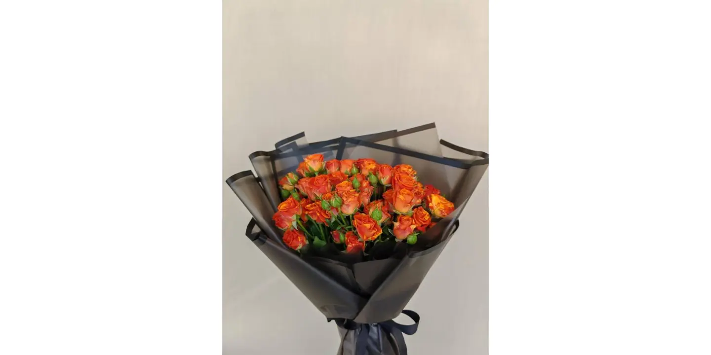 Red Gauri Rose Bouquet With Black Wrapping