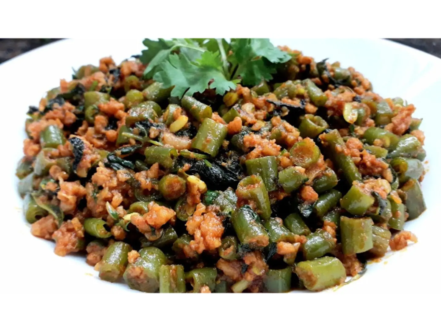 لحم ضأن بينيس كي فالي