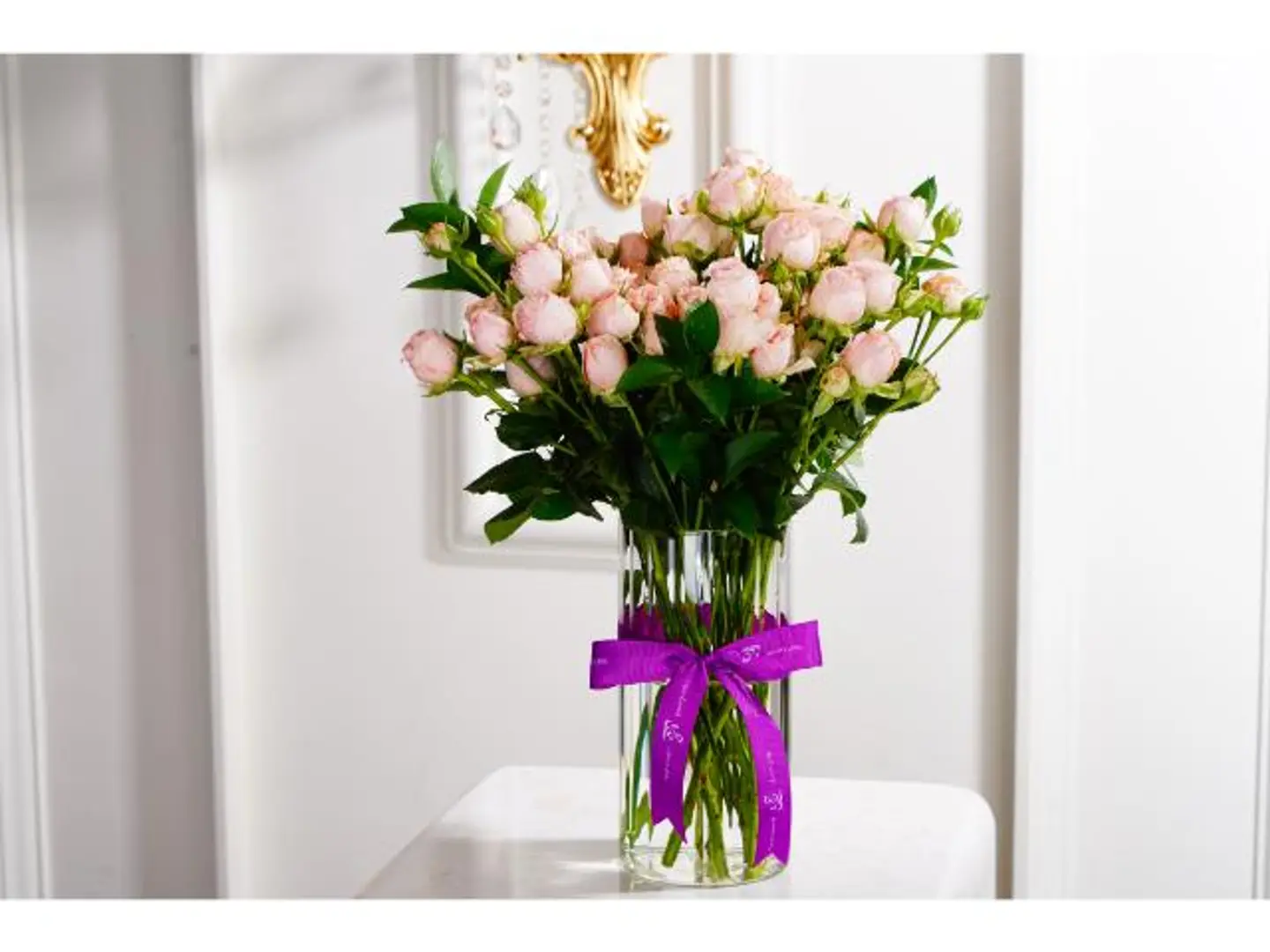 فازة الورد الوردي الصغير