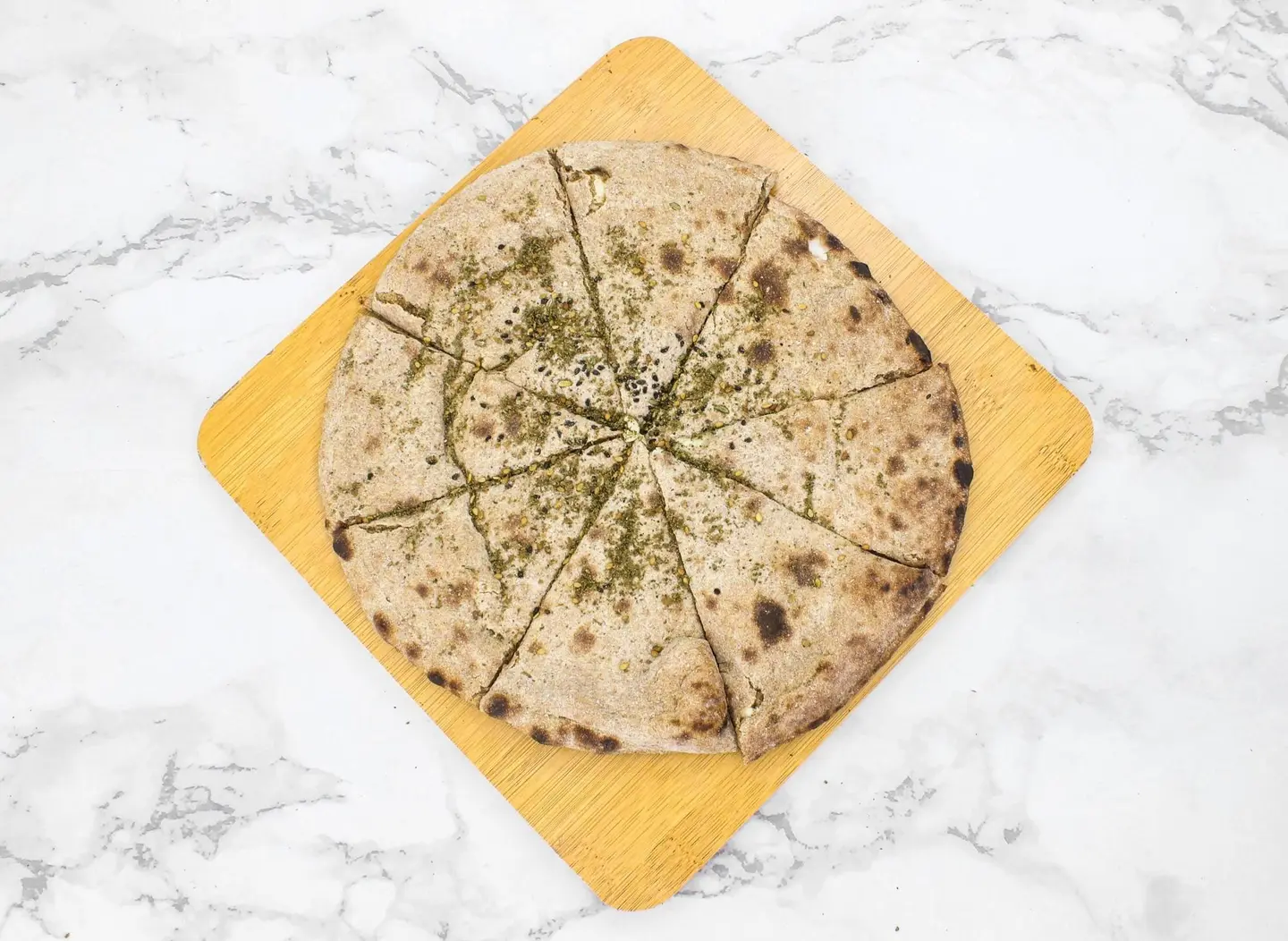 خبز حساوي بالزعتر