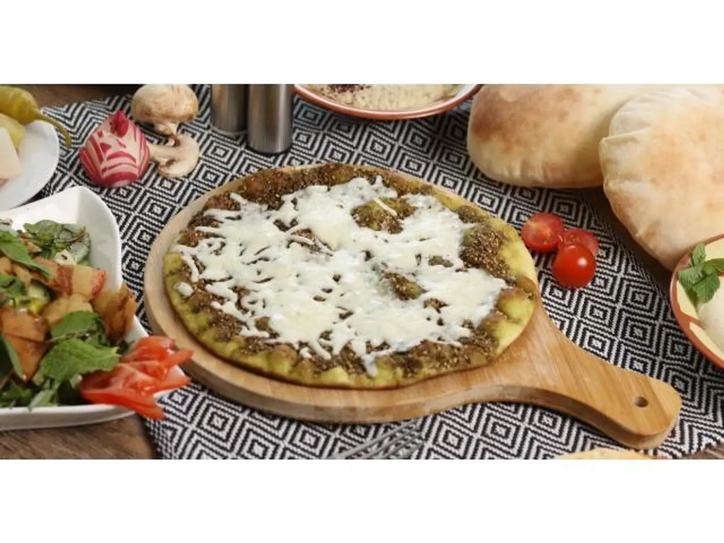 Thyme With Vegetables And Cheese 3 Pieces