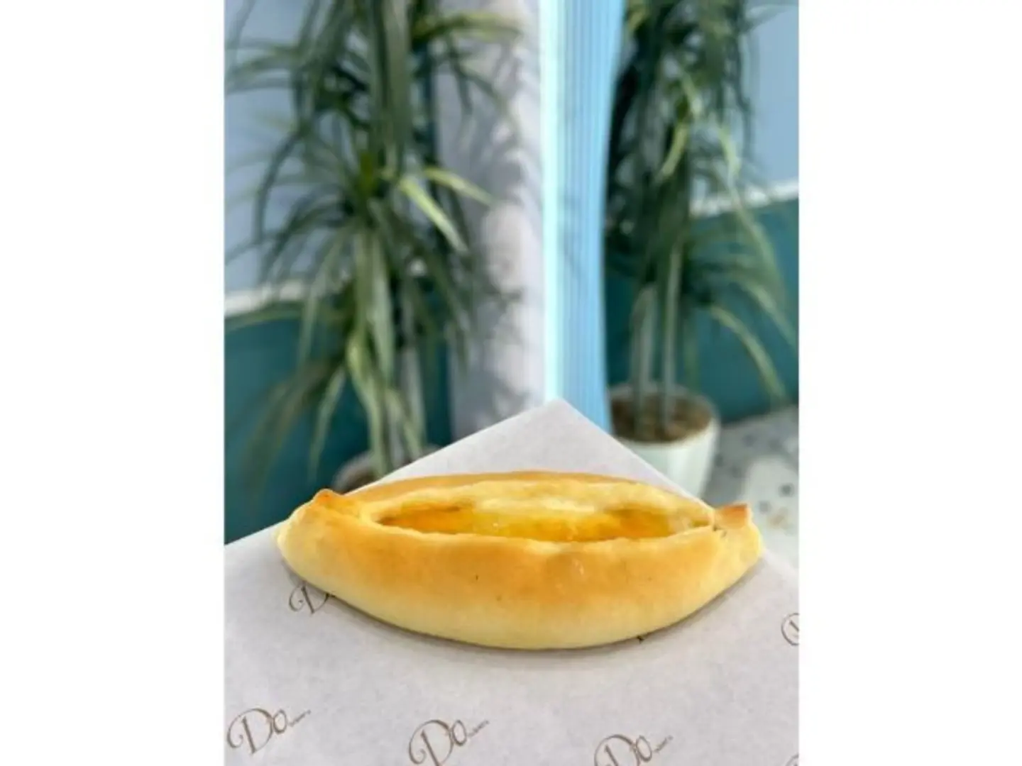 ميني منقوشة جبن مع مربى