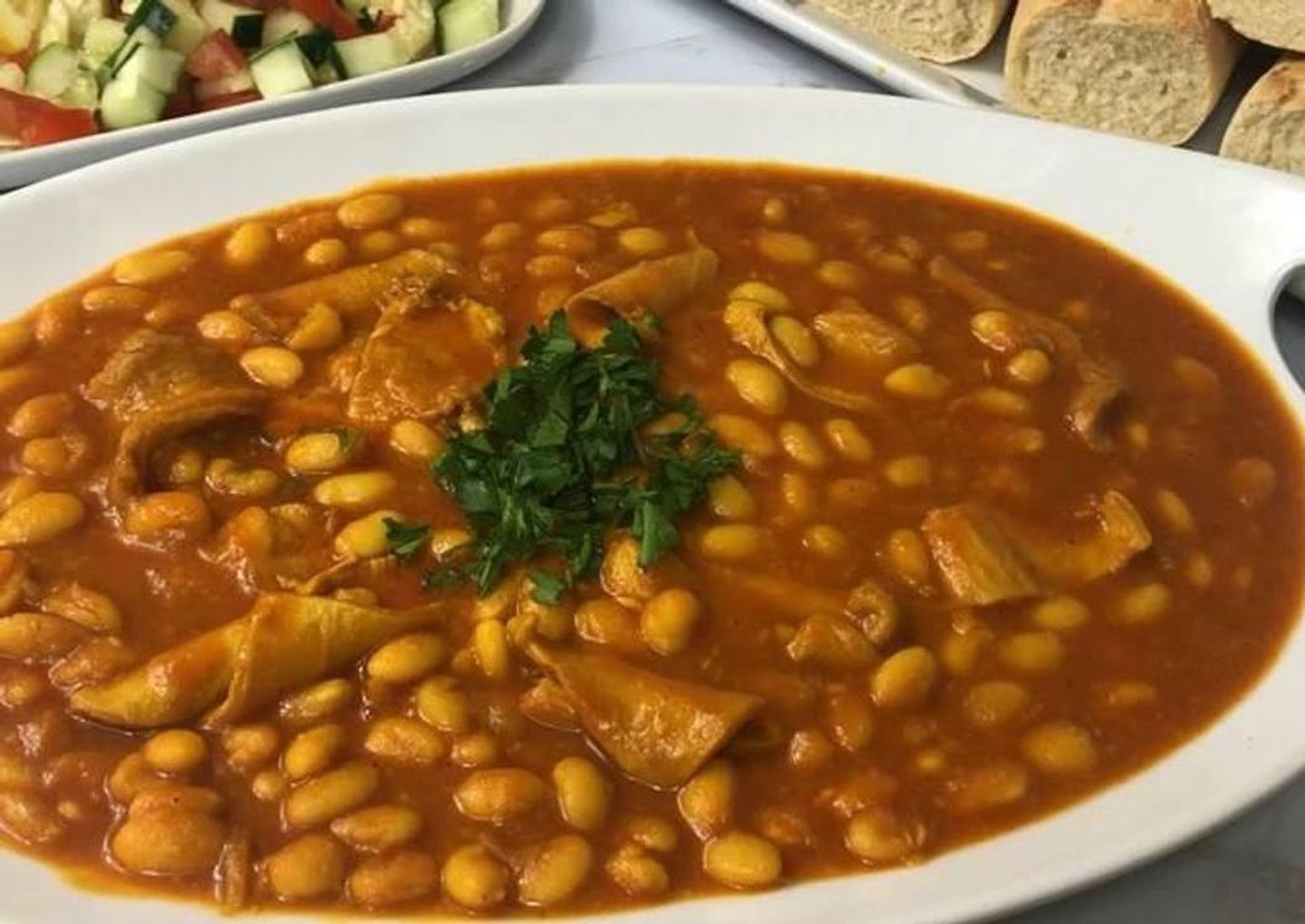 صحن فاصوليا مع التونة