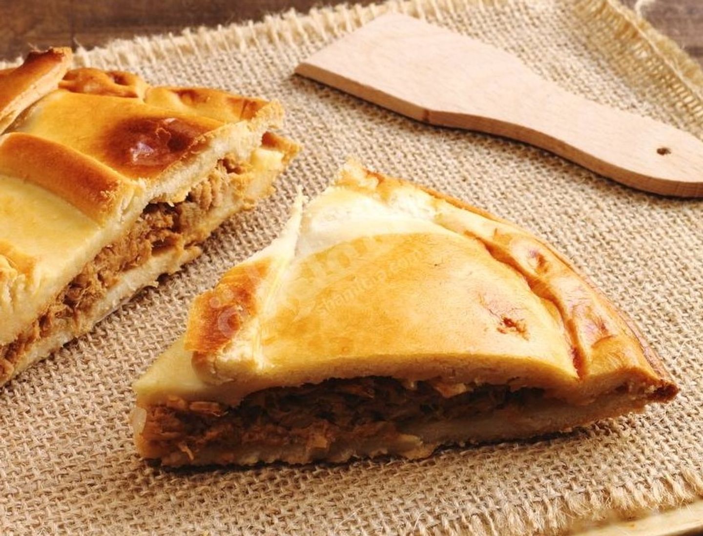 فطيرة تونة