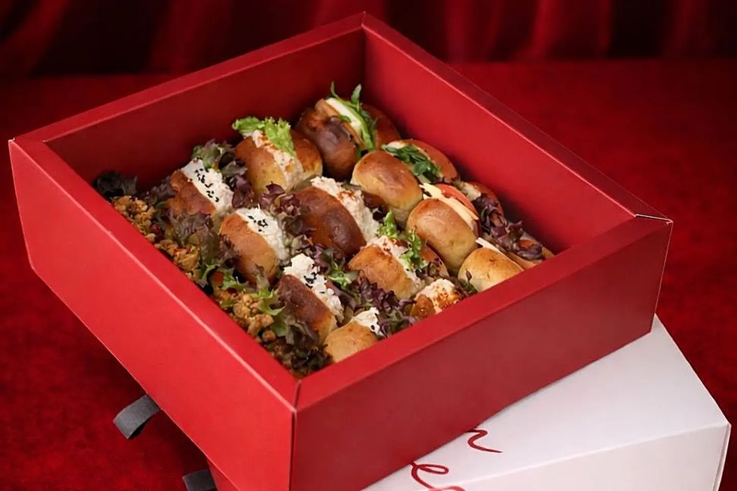 بوكس ساندوتش البريوش