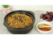 فته تمر قشطه وعسل