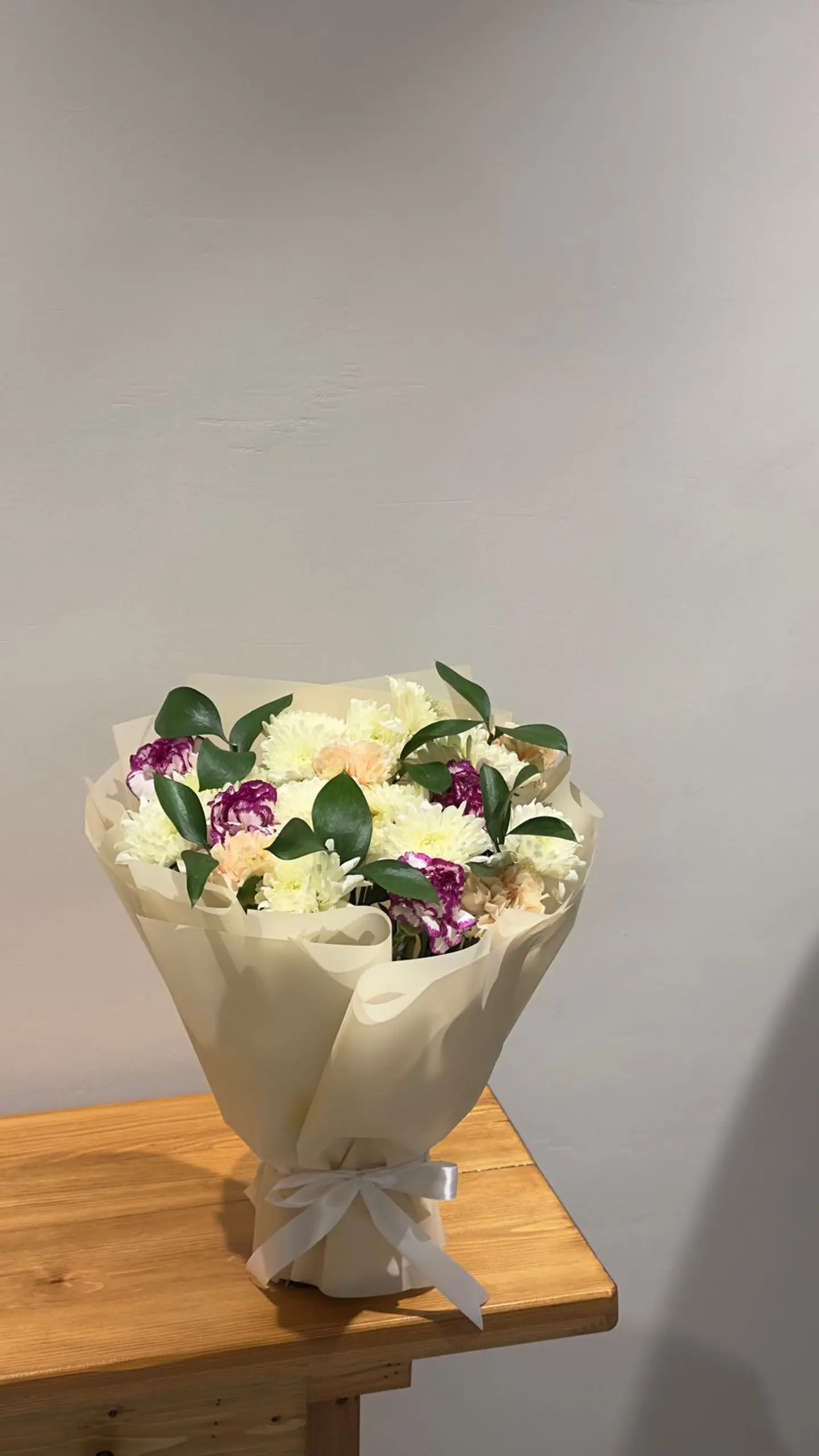 ورد مكس كريز مع ورد الكارنيشن 113