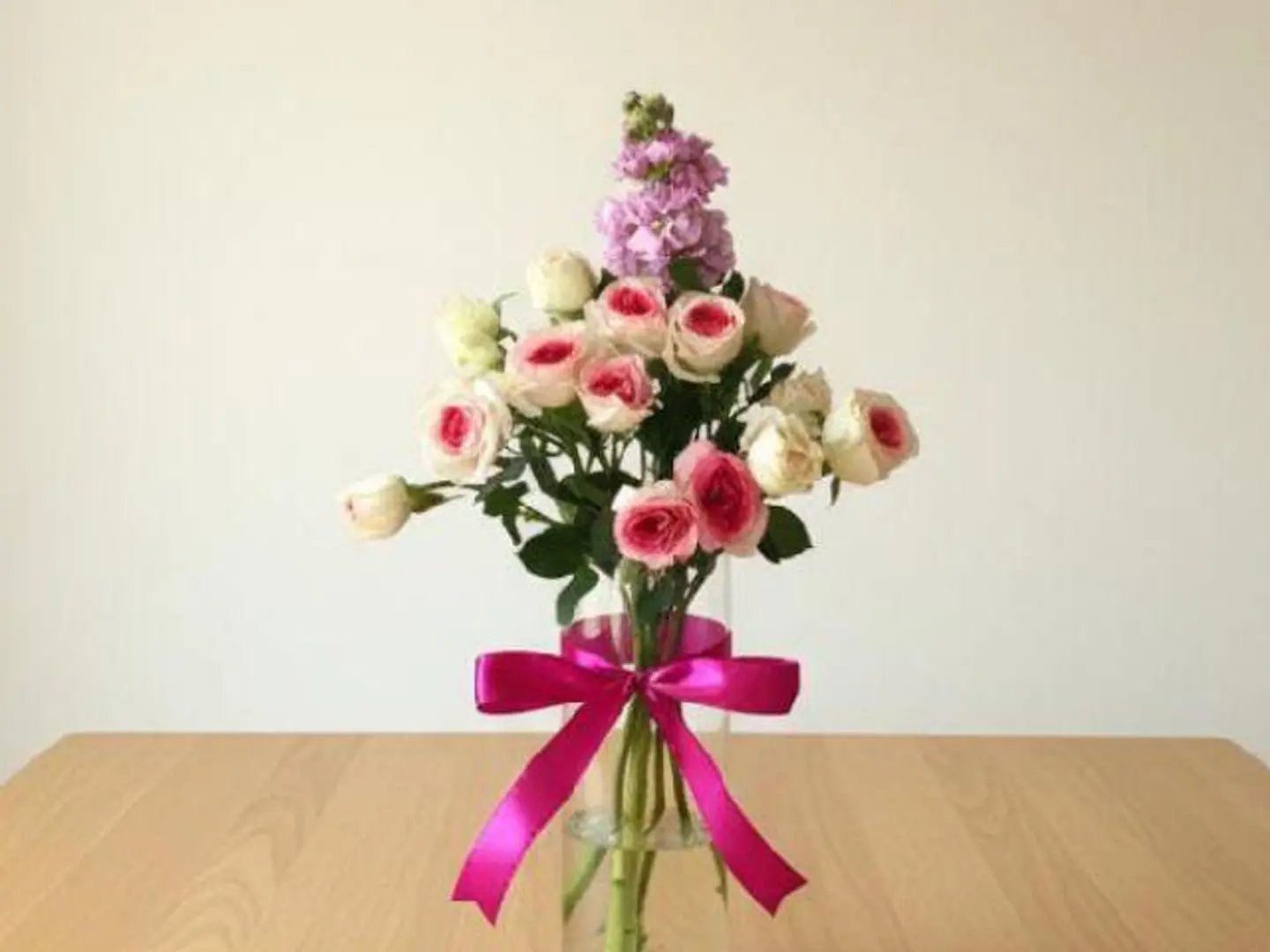 Midnight Kiss Essence 425